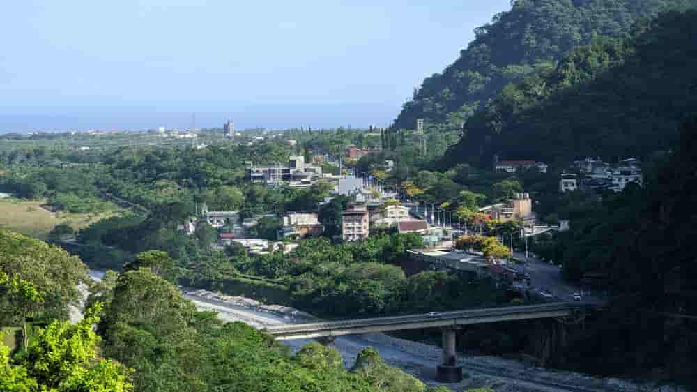 東眺立霧溪出海口 太魯閣國家公園管理處